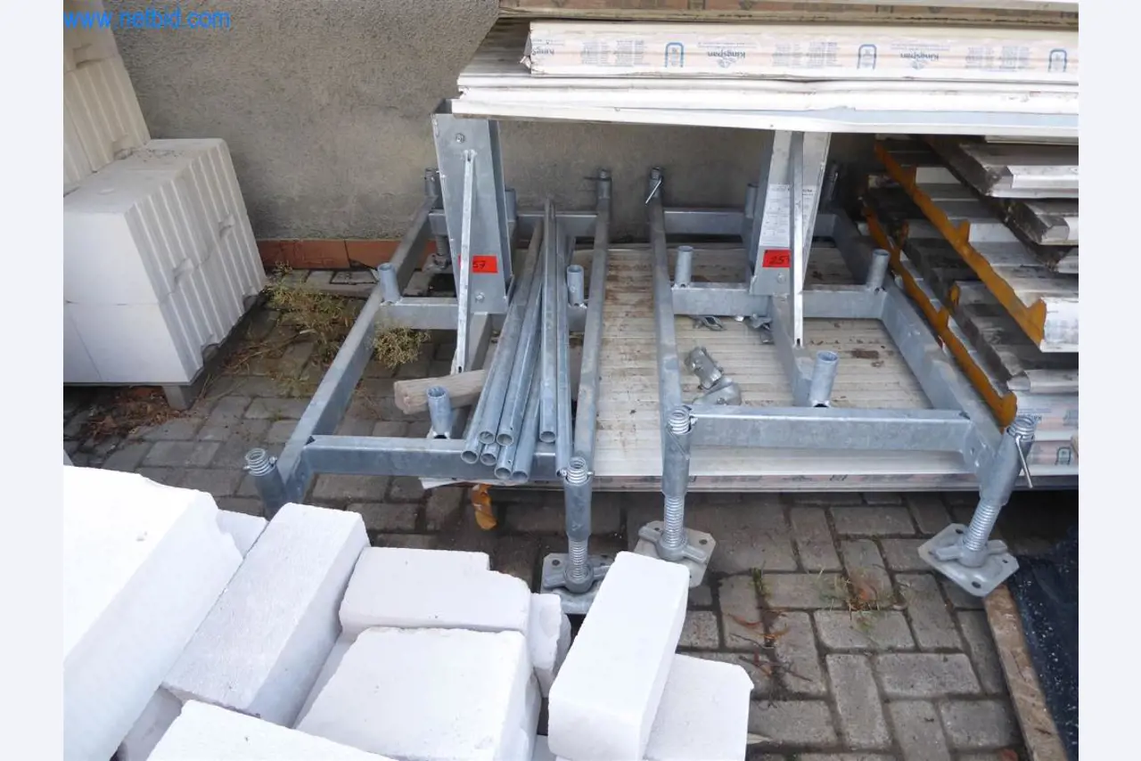 Well-maintained machines from the interior finishing and building trades sector-4