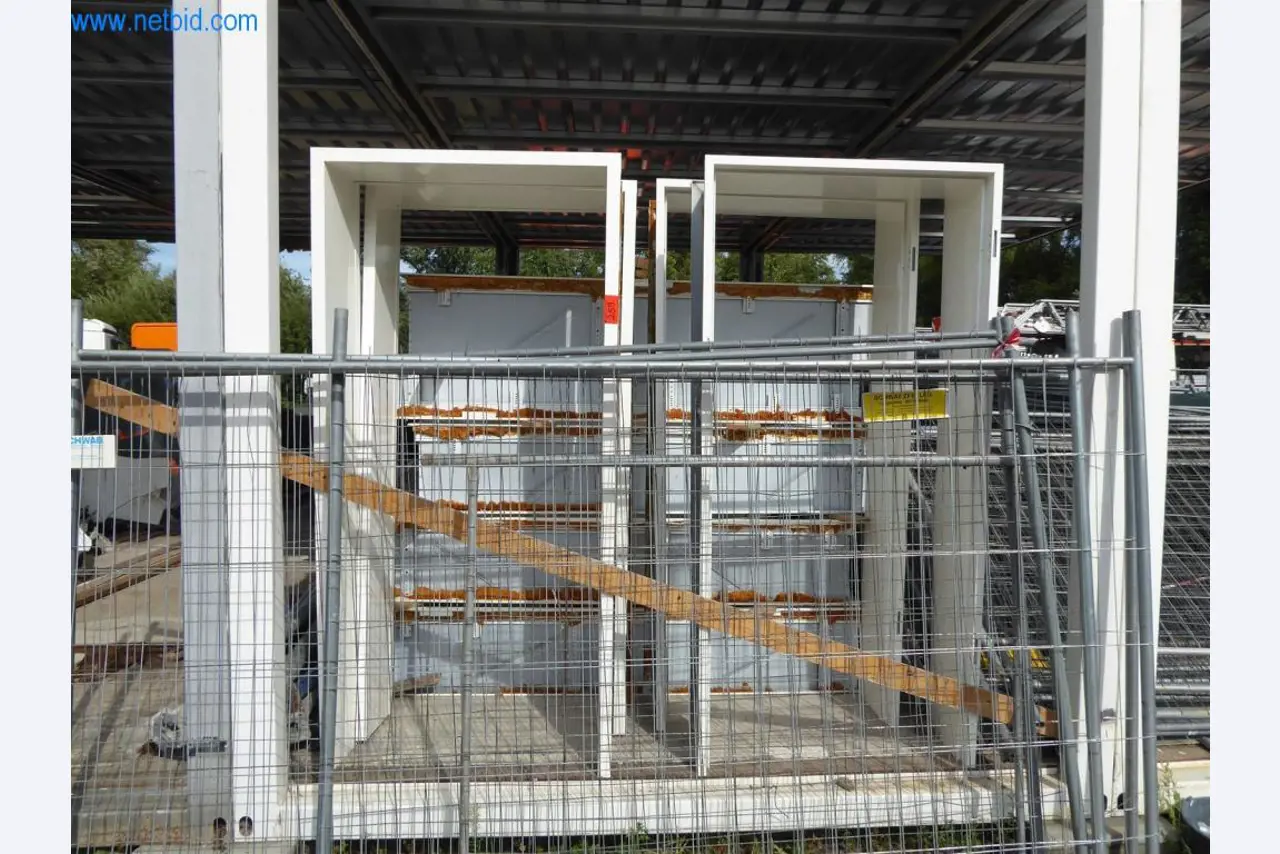 Máquinas en buen estado del sector del diseño de interiores y la construcción-12