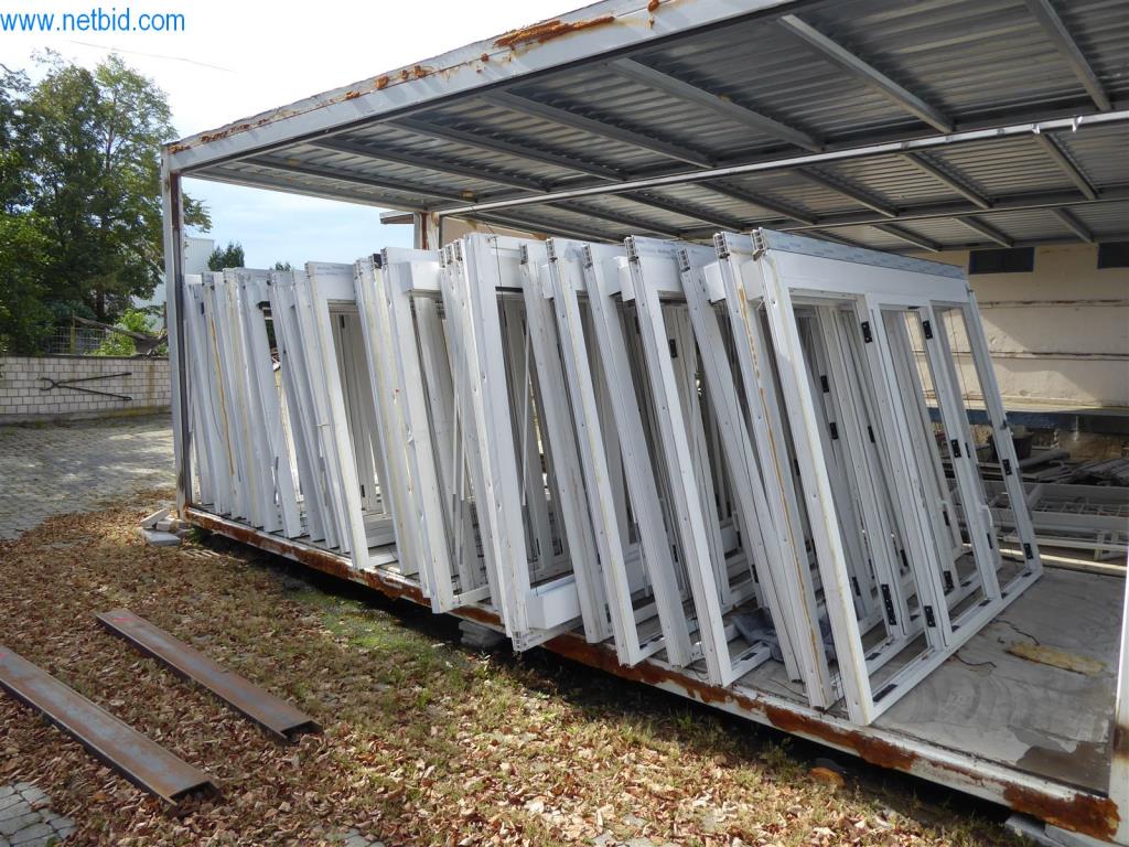 Máquinas bem conservadas do sector da decoração de interiores e da construção-15