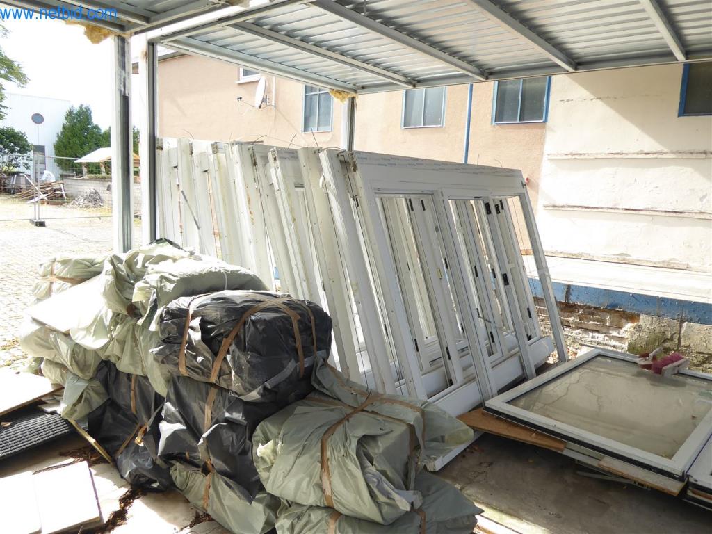 Máquinas bem conservadas do sector da decoração de interiores e da construção-17