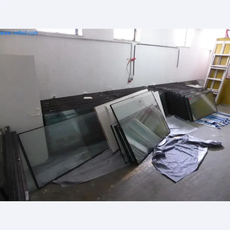 Máquinas en buen estado del sector del diseño de interiores y la construcción-18