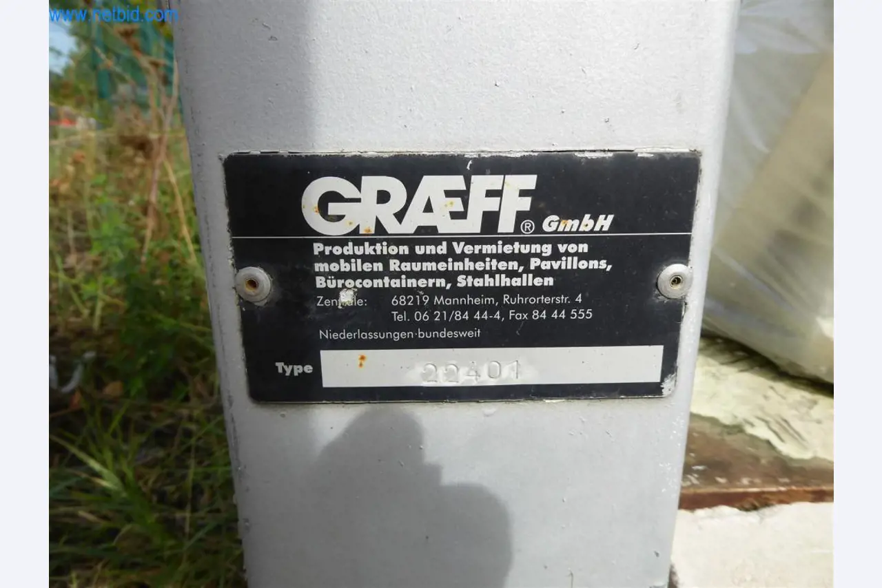 Máquinas en buen estado del sector del diseño de interiores y la construcción-3