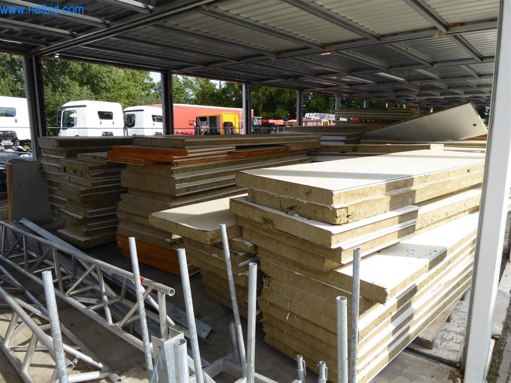 Máquinas bem conservadas do sector da decoração de interiores e da construção-6