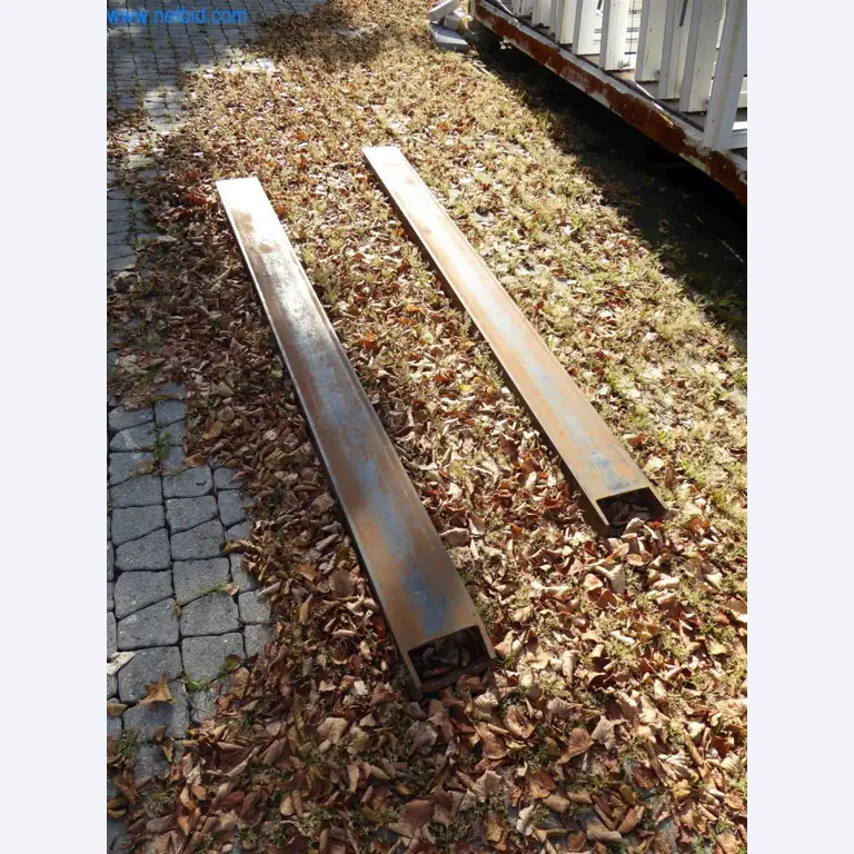 Dobro vzdrževani stroji iz sektorja notranjega oblikovanja in gradbeništva-2