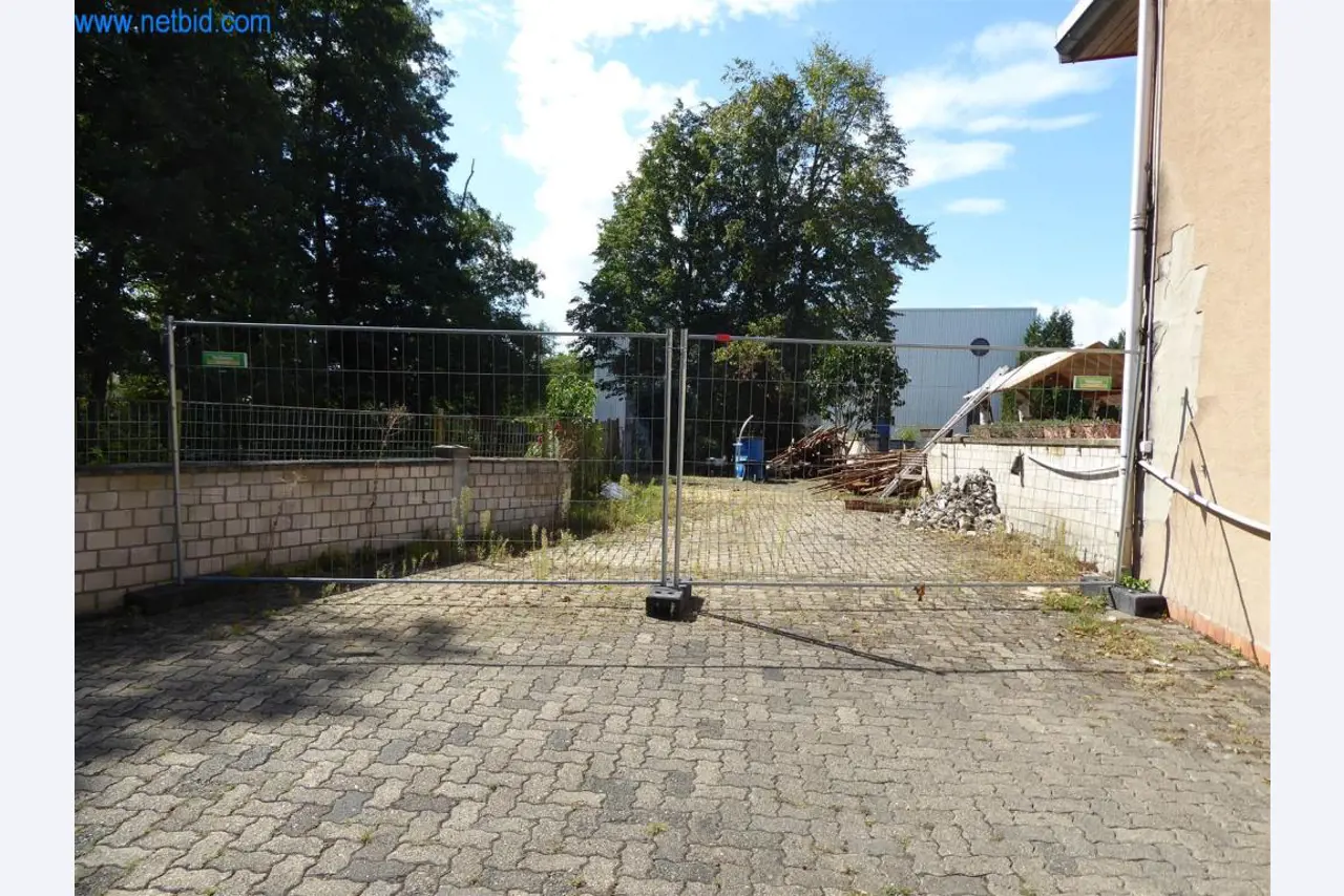 Dobře udržované stroje z oblasti interiérového designu a stavebnictví-1