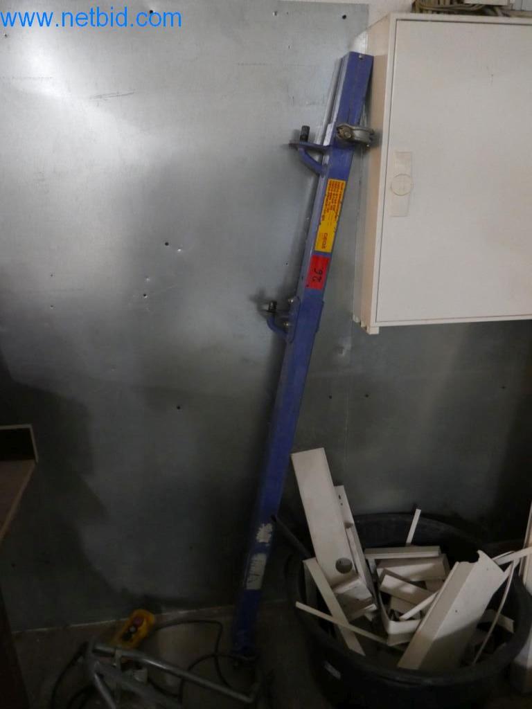 Dobře udržované stroje z oblasti interiérového designu a stavebnictví-4