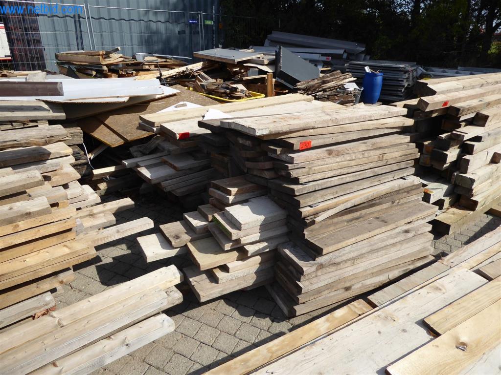 Dobře udržované stroje z oblasti interiérového designu a stavebnictví-3