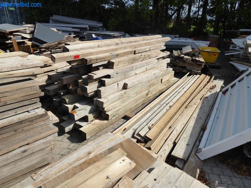 Dobře udržované stroje z oblasti interiérového designu a stavebnictví-4