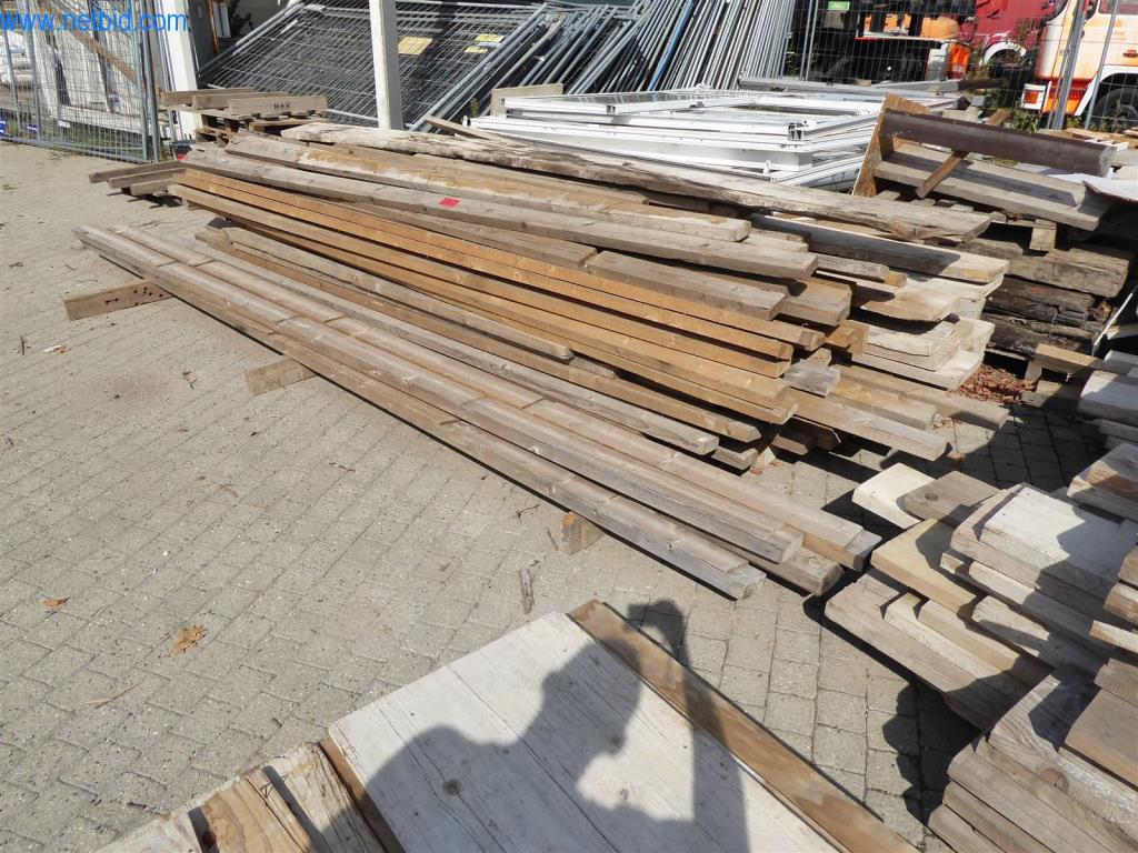 Dobře udržované stroje z oblasti interiérového designu a stavebnictví-5