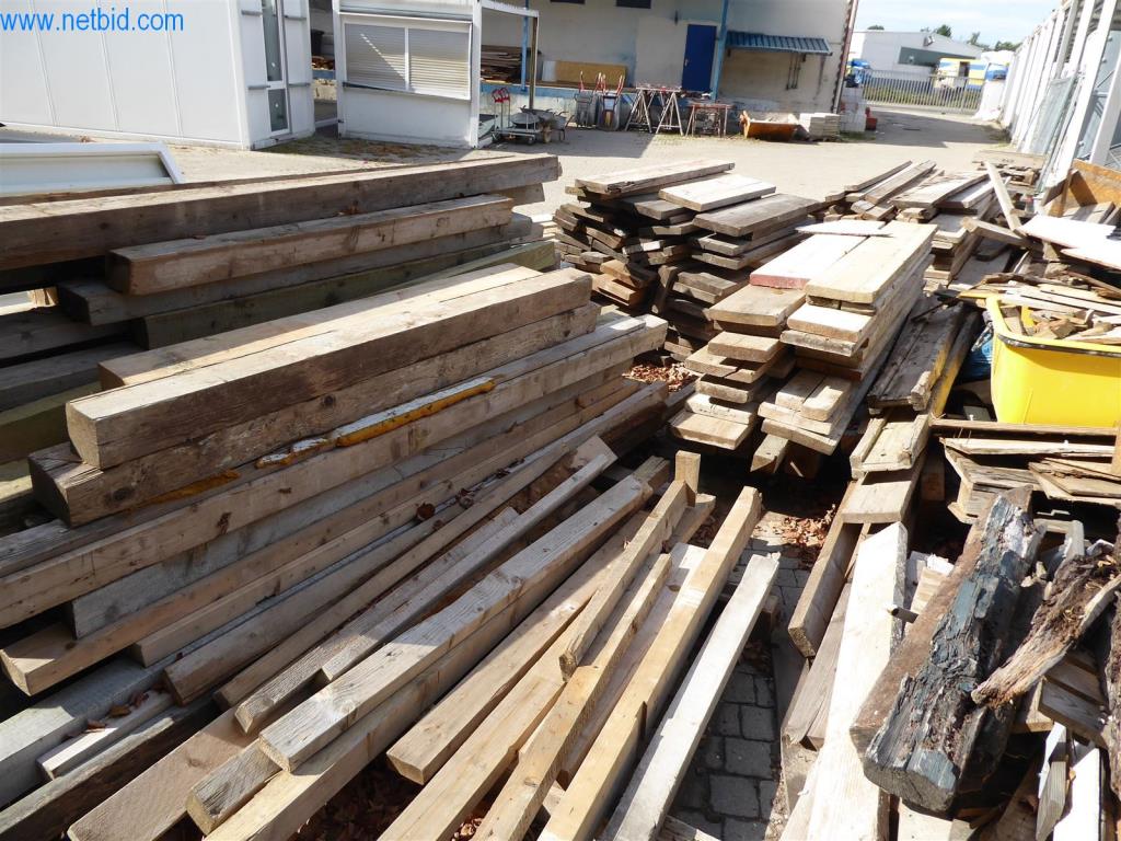 Dobře udržované stroje z oblasti interiérového designu a stavebnictví-6