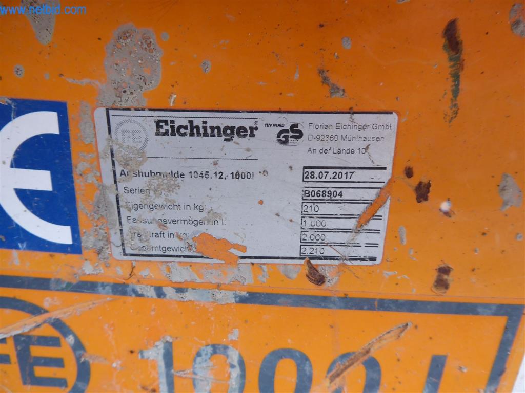 Máquinas en buen estado del sector del diseño de interiores y la construcción-3