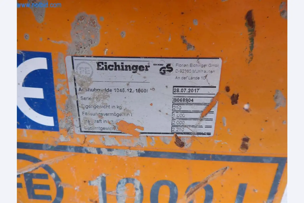 Dobro vzdrževani stroji iz sektorja notranjega oblikovanja in gradbeništva-3