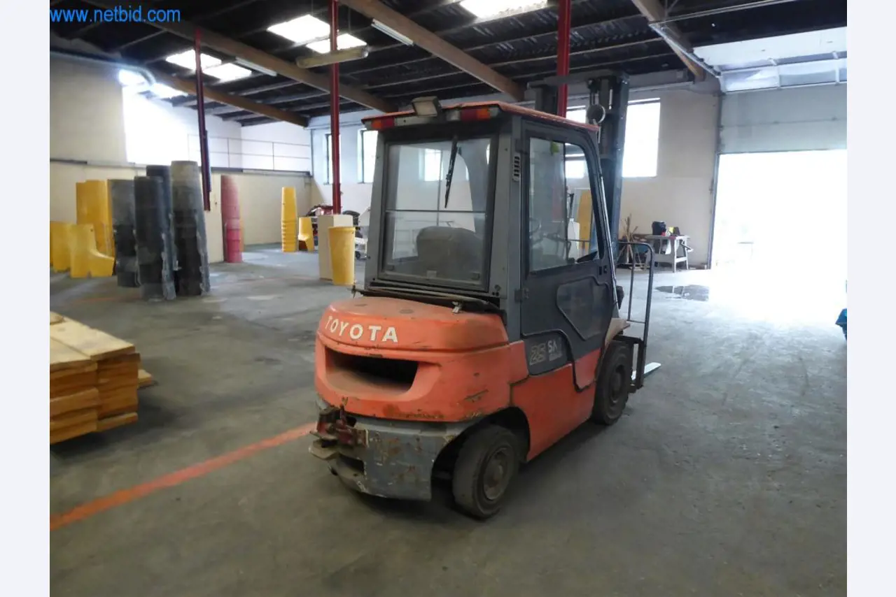 Goed onderhouden machines uit de interieur- en bouwsector-3