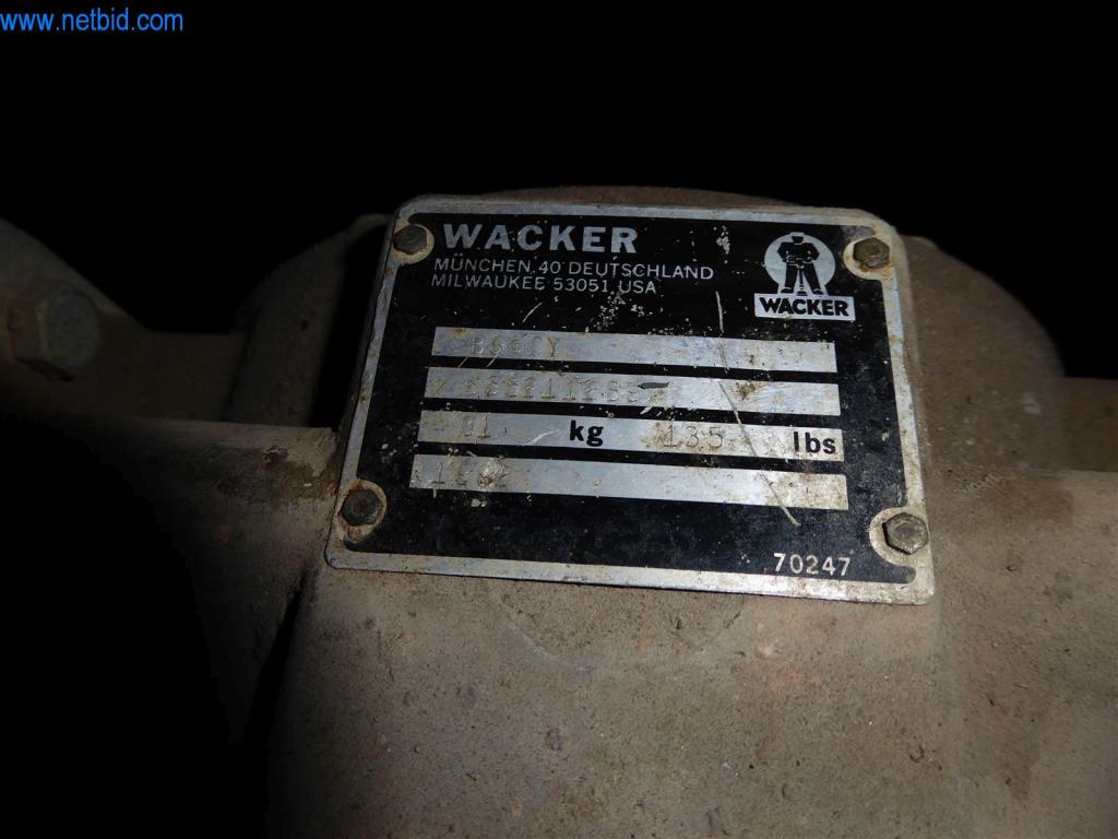 Dobře udržované stroje z oblasti interiérového designu a stavebnictví-2