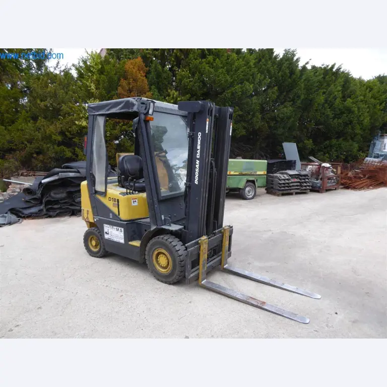 Gepflegte Maschinen aus dem Bereich Innenausbau und Bauhandwerk-2