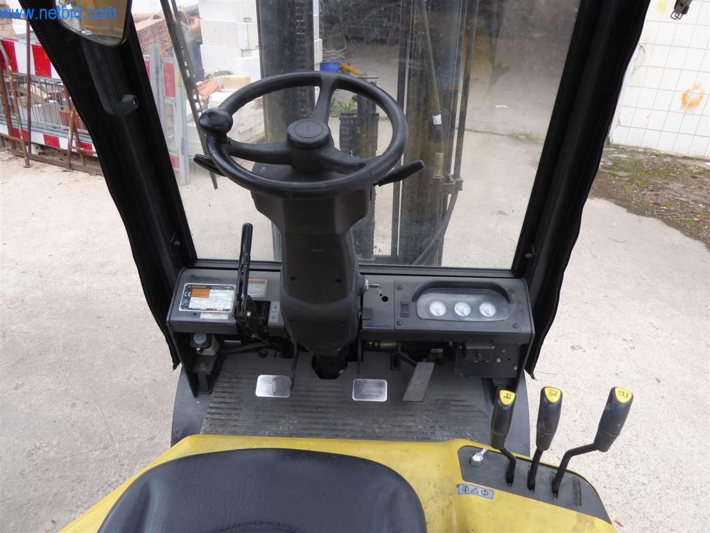 Máquinas bem conservadas do sector da decoração de interiores e da construção-6