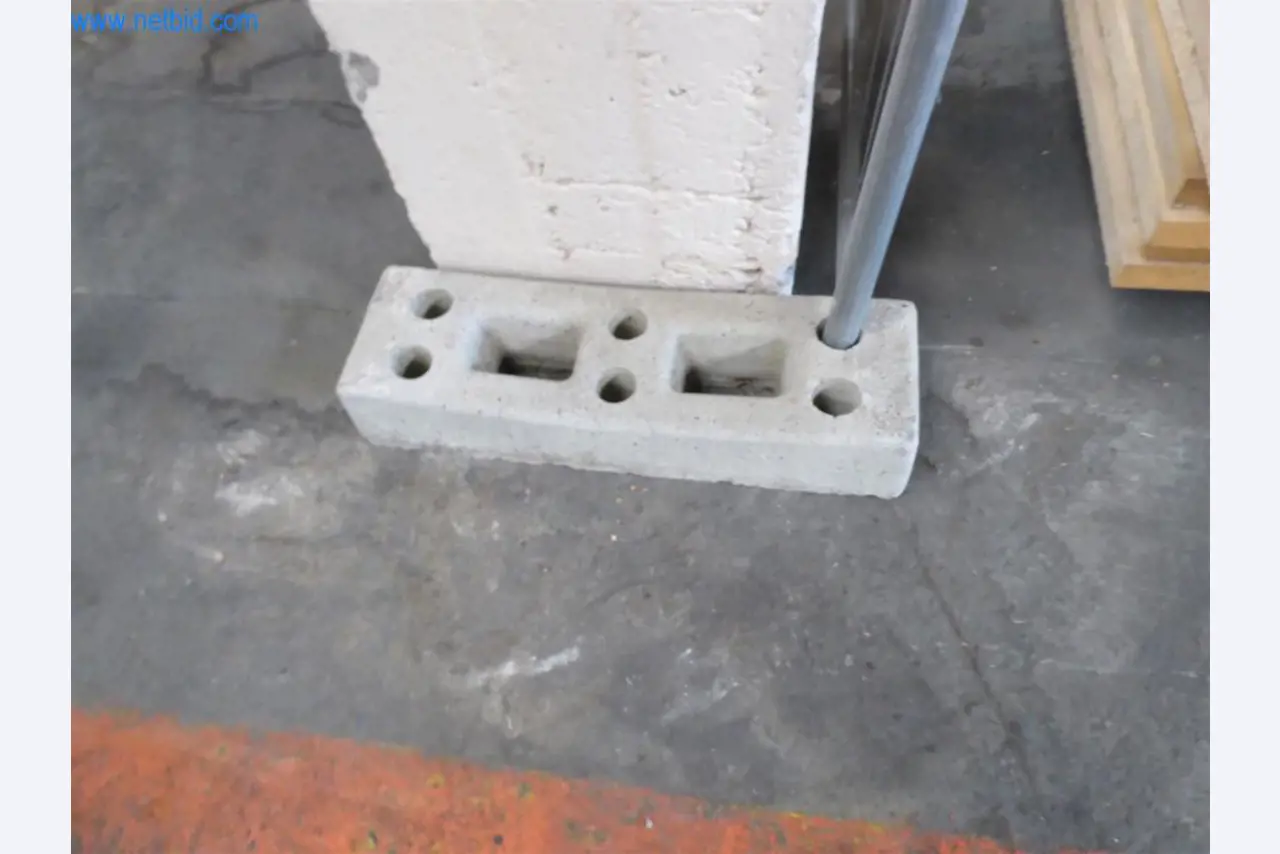 Dobře udržované stroje z oblasti interiérového designu a stavebnictví-2