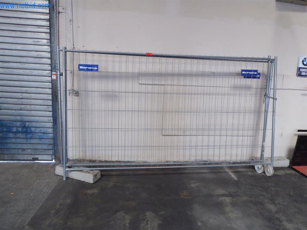 Máquinas en buen estado del sector del diseño de interiores y la construcción-3