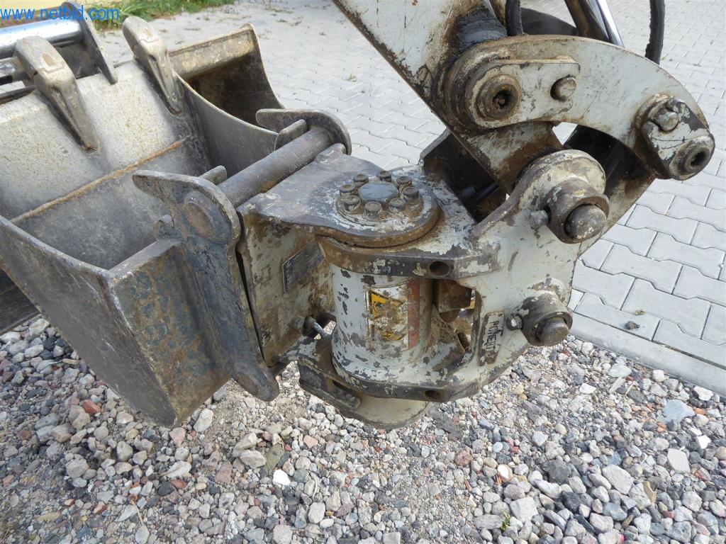 Máquinas bem conservadas do sector da decoração de interiores e da construção-10