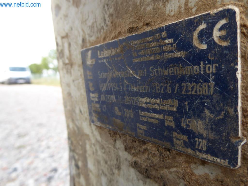 Máquinas bem conservadas do sector da decoração de interiores e da construção-11