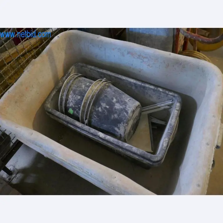 Máquinas en buen estado del sector del diseño de interiores y la construcción-2