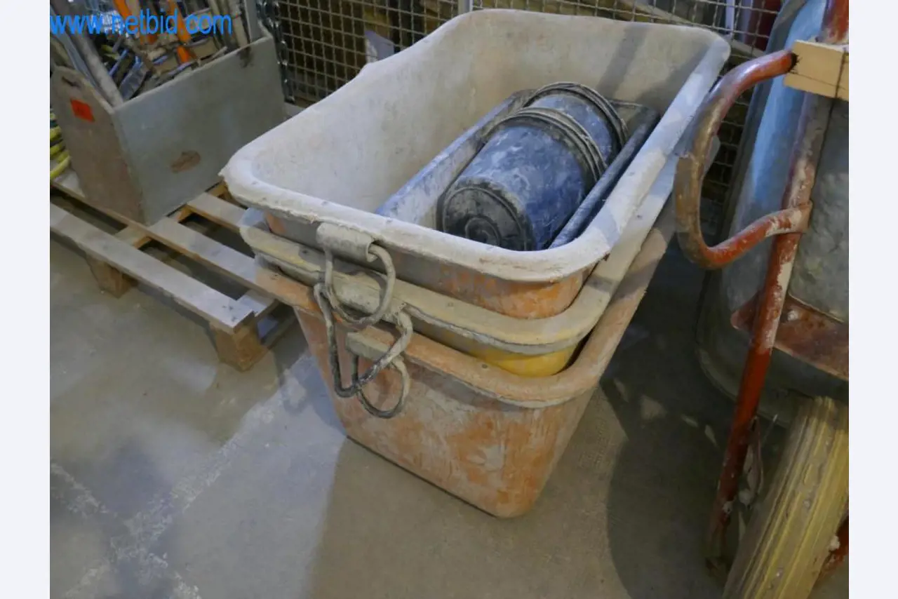 Máquinas en buen estado del sector del diseño de interiores y la construcción-3