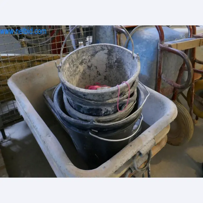 Máquinas en buen estado del sector del diseño de interiores y la construcción-4