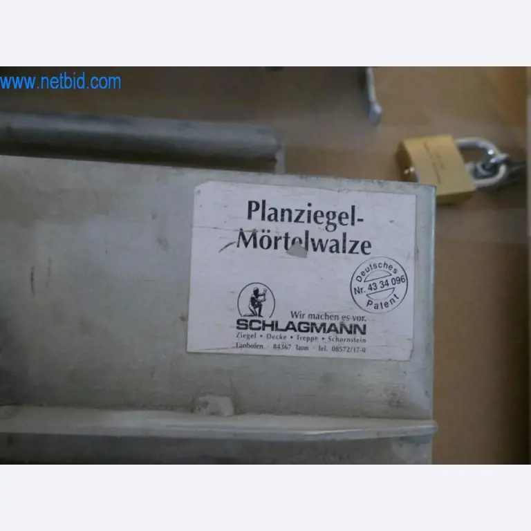 Máquinas en buen estado del sector del diseño de interiores y la construcción-4