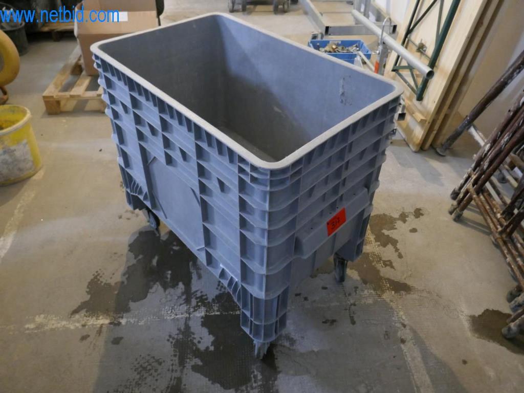 Dobro vzdrževani stroji iz sektorja notranjega oblikovanja in gradbeništva-1