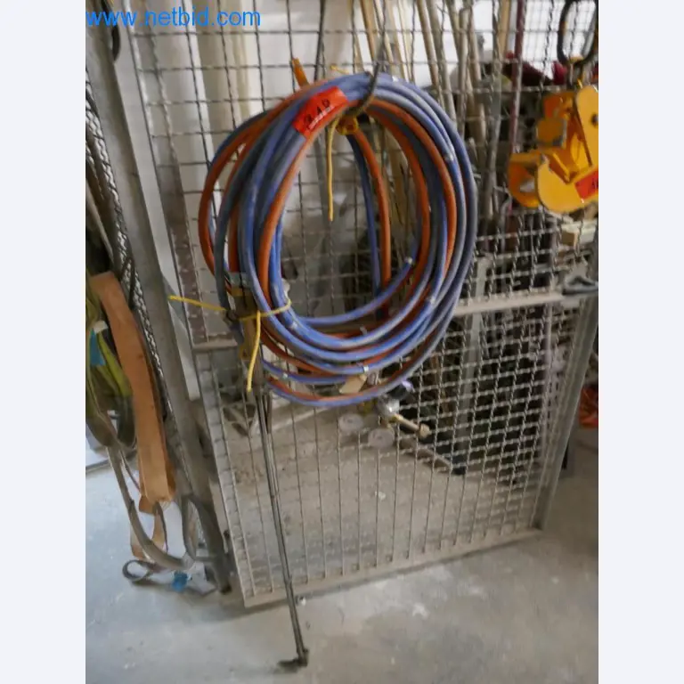 Dobře udržované stroje z oblasti interiérového designu a stavebnictví-1