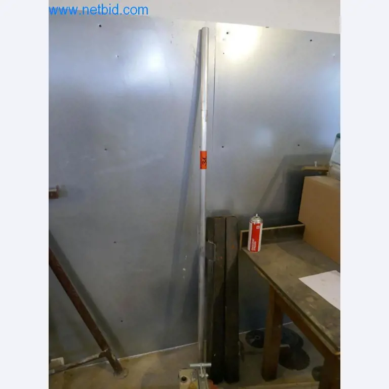 Máquinas en buen estado del sector del diseño de interiores y la construcción-3