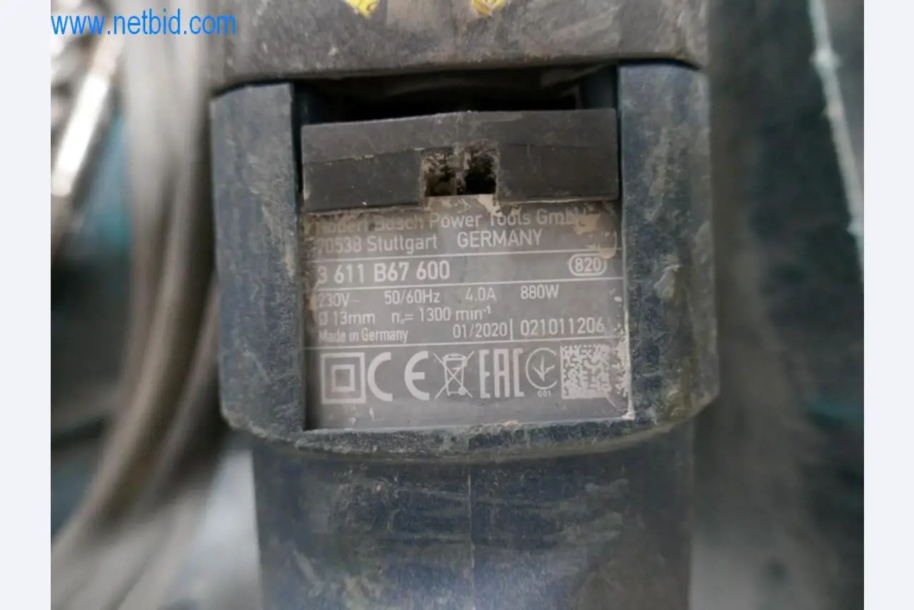 Dobře udržované stroje z oblasti interiérového designu a stavebnictví-3