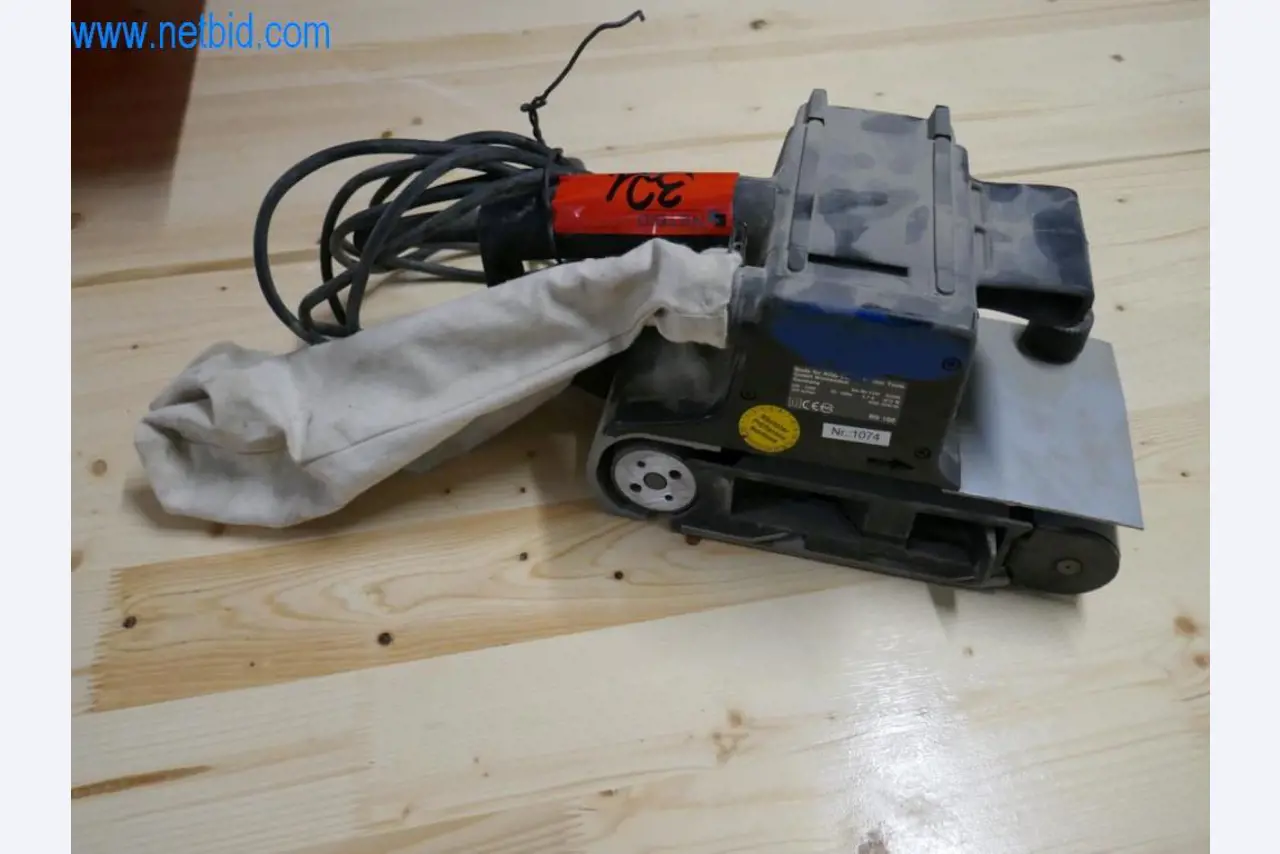 Dobře udržované stroje z oblasti interiérového designu a stavebnictví-2