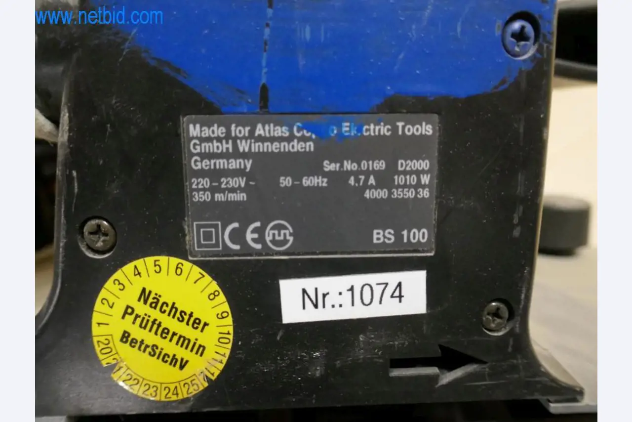 Dobře udržované stroje z oblasti interiérového designu a stavebnictví-3