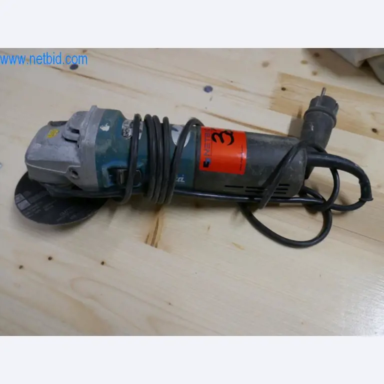 Dobře udržované stroje z oblasti interiérového designu a stavebnictví-5