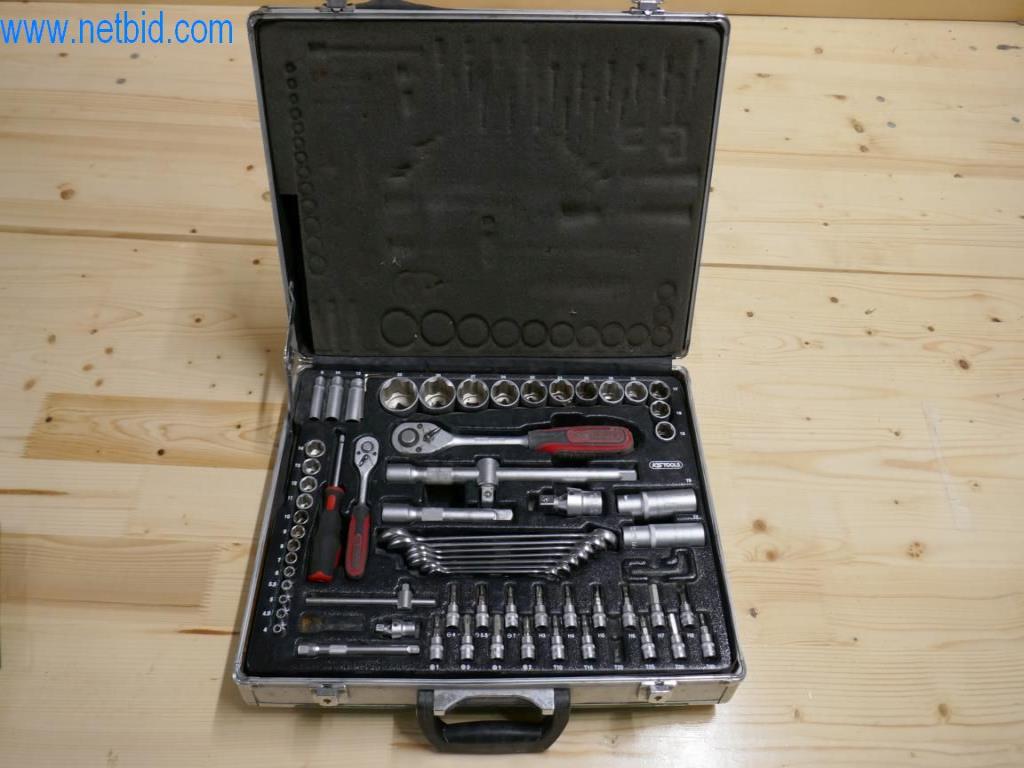 Dobro vzdrževani stroji iz sektorja notranjega oblikovanja in gradbeništva-5