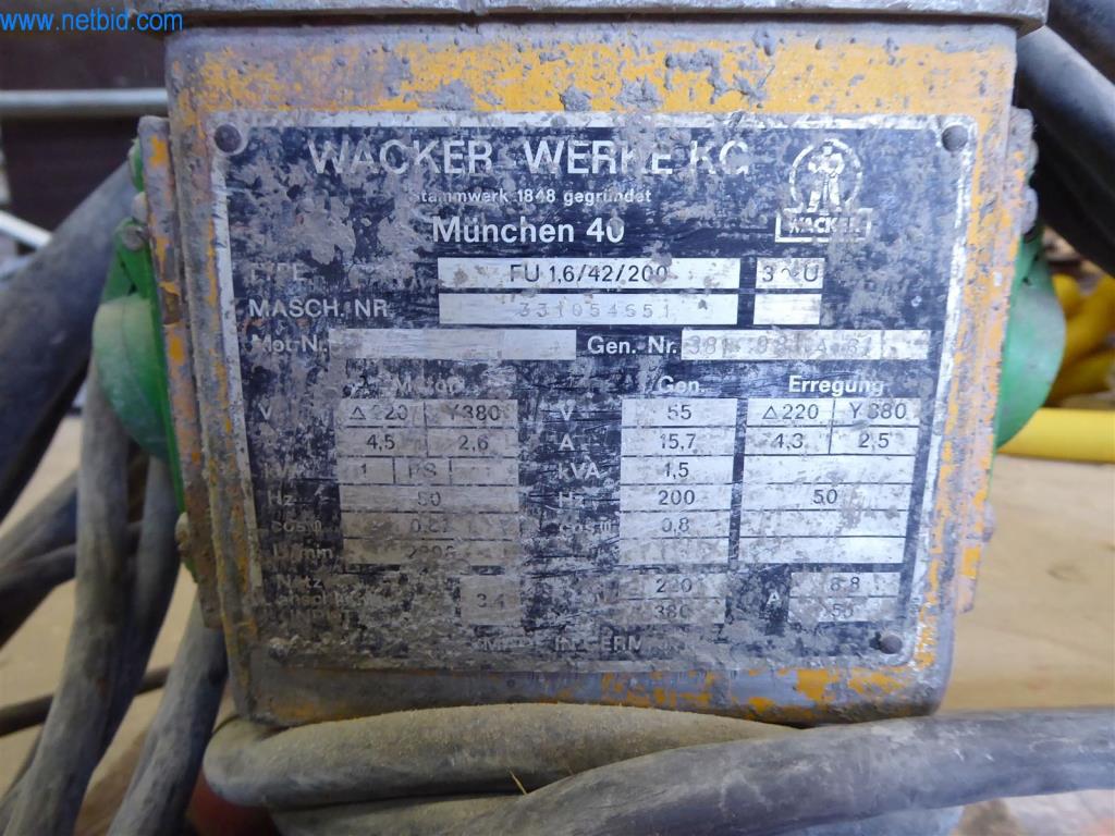 Máquinas en buen estado del sector del diseño de interiores y la construcción-2