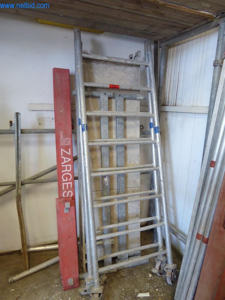 Dobro vzdrževani stroji iz sektorja notranjega oblikovanja in gradbeništva-1