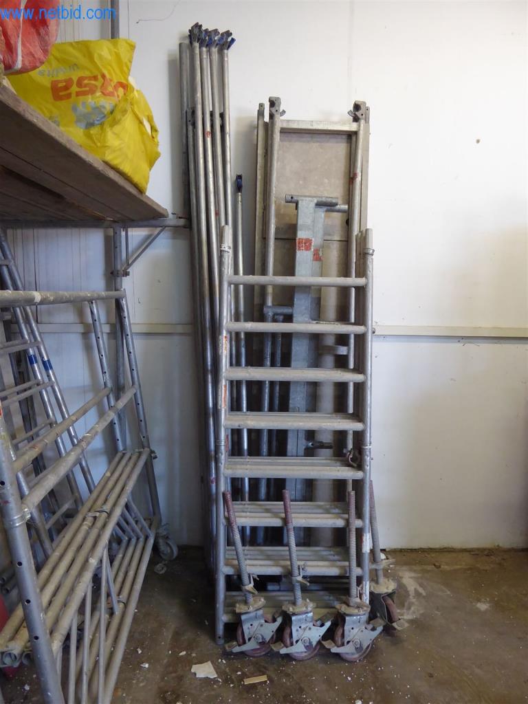 Máquinas bem conservadas do sector da decoração de interiores e da construção-3