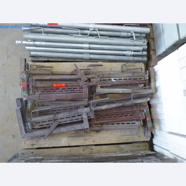 Dobro vzdrževani stroji iz sektorja notranjega oblikovanja in gradbeništva-1