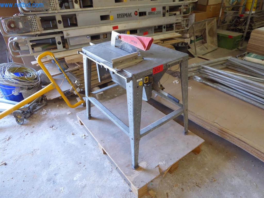 Máquinas en buen estado del sector del diseño de interiores y la construcción-1