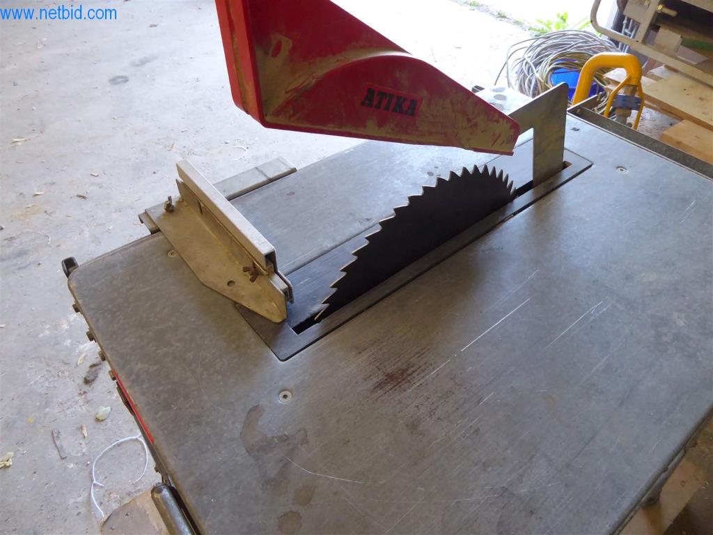 Máquinas en buen estado del sector del diseño de interiores y la construcción-3