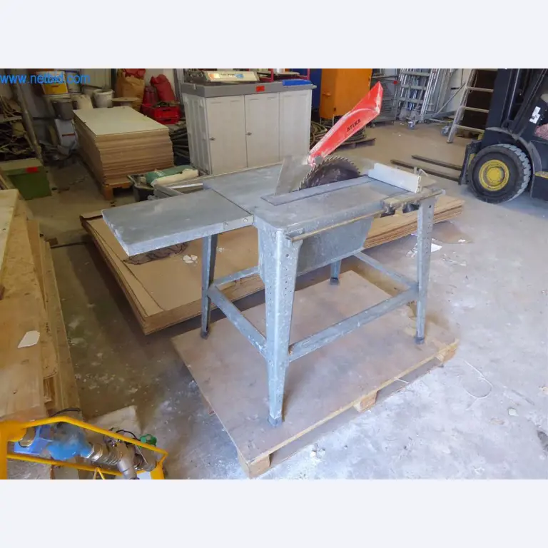 Goed onderhouden machines uit de interieur- en bouwsector-4