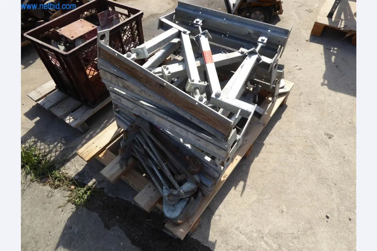 Máquinas en buen estado del sector del diseño de interiores y la construcción-2