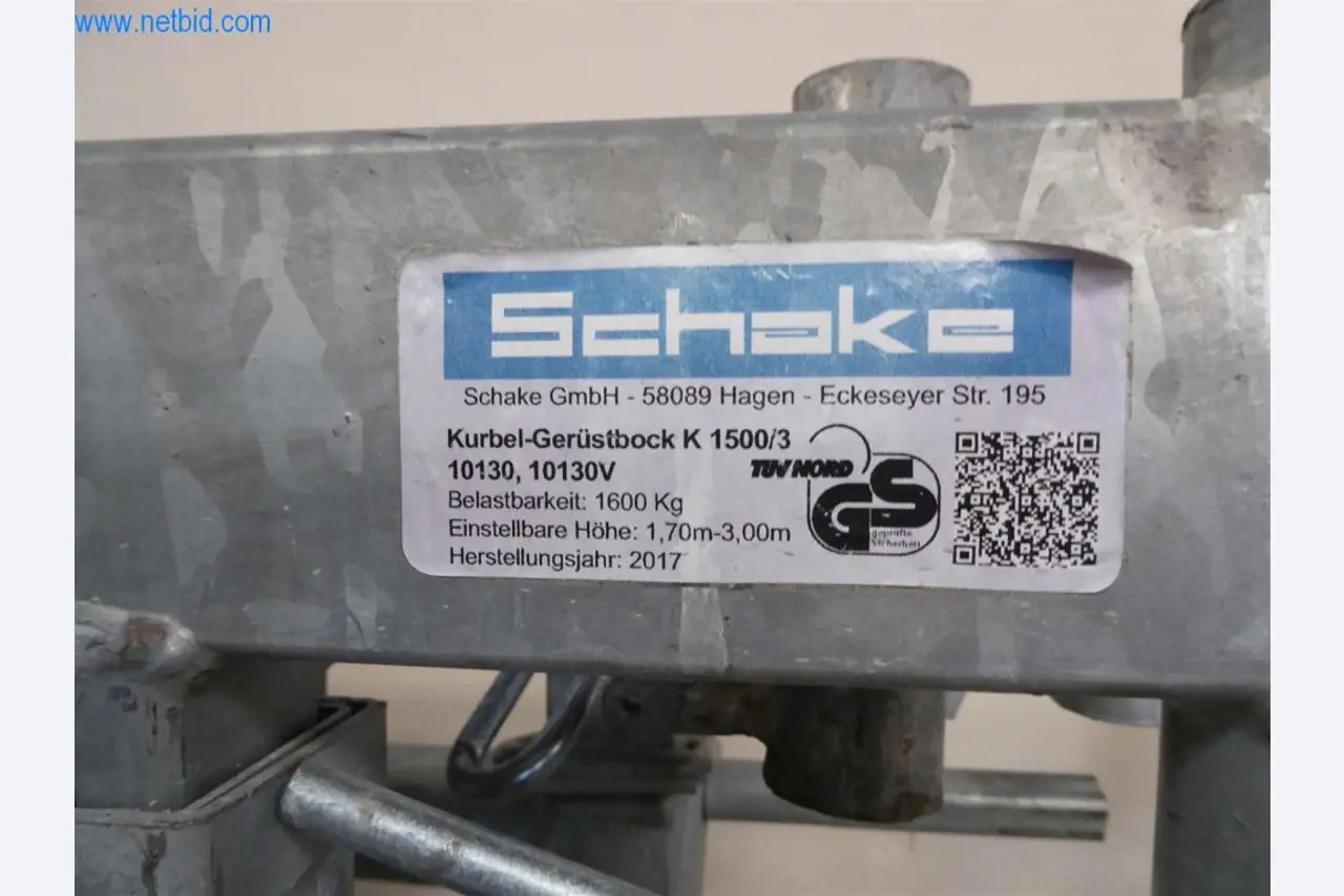 Dobro vzdrževani stroji iz sektorja notranjega oblikovanja in gradbeništva-2