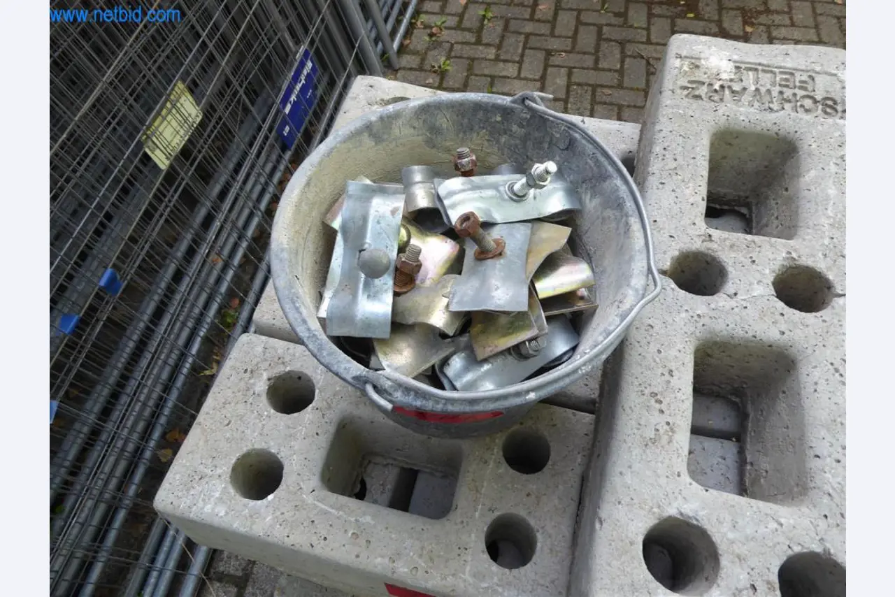 Dobře udržované stroje z oblasti interiérového designu a stavebnictví-3