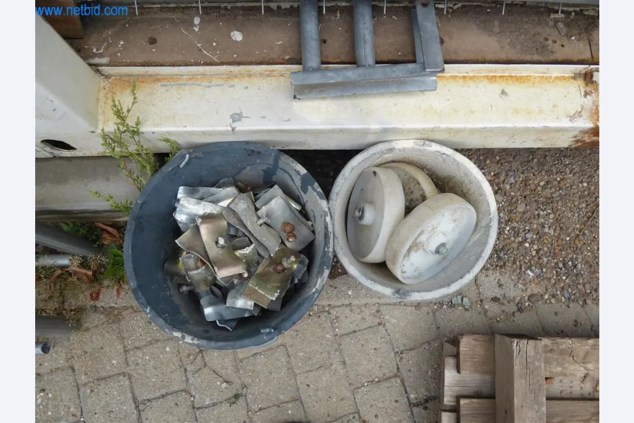 Well-maintained machines from the interior finishing and building trades sector-4