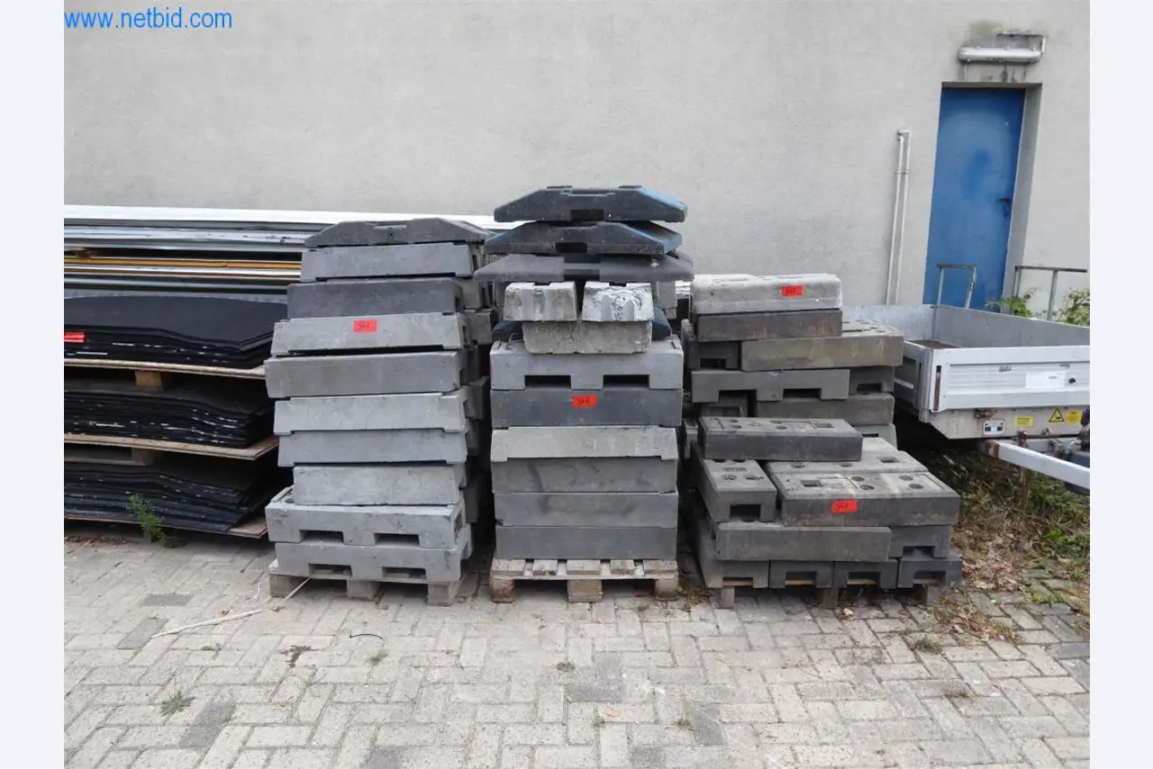 Well-maintained machines from the interior finishing and building trades sector-5