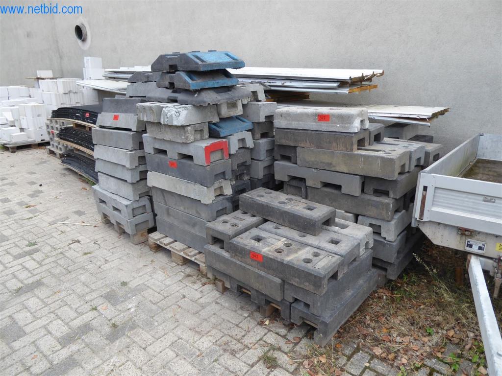 Dobro vzdrževani stroji iz sektorja notranjega oblikovanja in gradbeništva-6