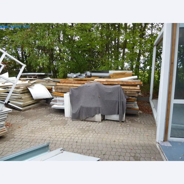 Máquinas en buen estado del sector del diseño de interiores y la construcción-11